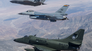 Historic Photo Shows 3rd, 4th and 5th Generation Combat Jets In Formation
